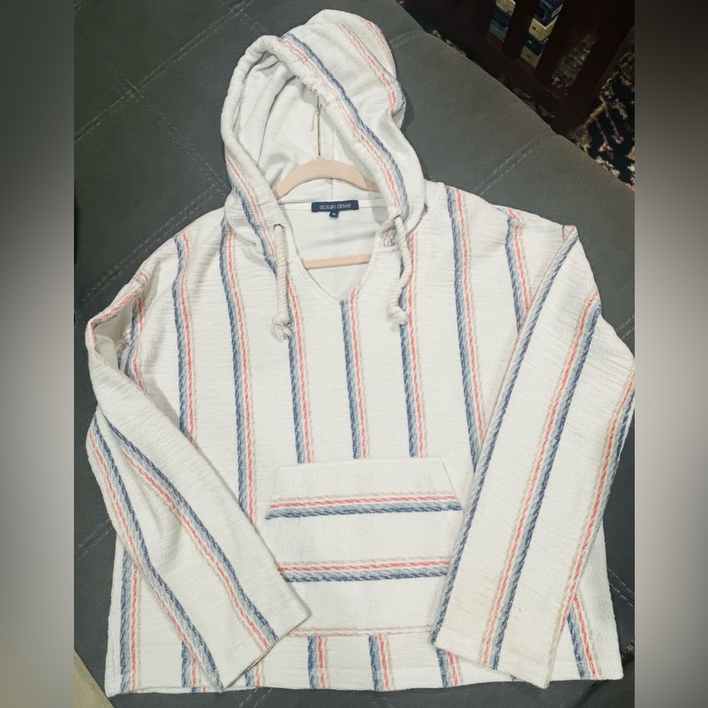 Ocean Drive Pullover Baja Hoodie, Size M